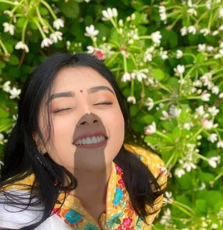 moniakterbd's tweet photo. এটা কিসের ছায়া আবার 😷🙆 https://t.co/5y3BQ09Mhf