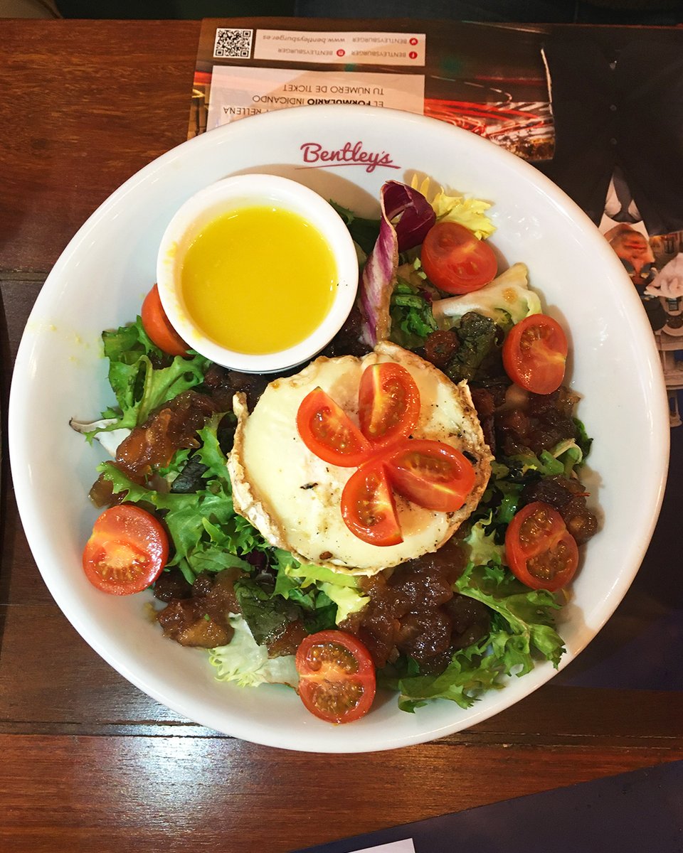 BentleysBurger's tweet photo. No todo son hamburguesas, cuídate con nosotros y nuestras deliciosas ensaladas. Haz tu pedido a domicilio con el código: SALDREMOSDEESTA y tendrás un -10%. ¡Que aproveche!
https://t.co/IW4FCMX2w6 https://t.co/WtDOnqOjAI