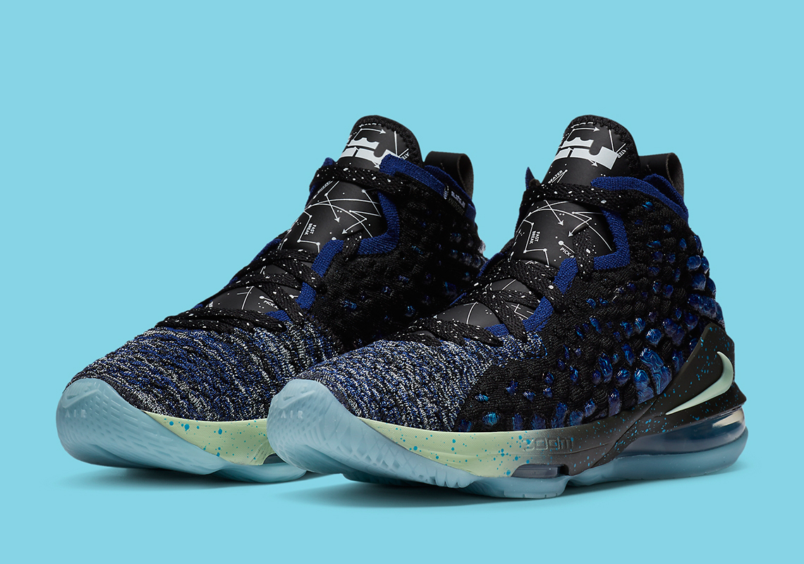 SPORTvision1's tweet photo. Nike LeBron 17 “Constellations” 
📅 August 15 💰$160
▶️https://t.co/Jok7aPwfwI https://t.co/E1O2A12hIW