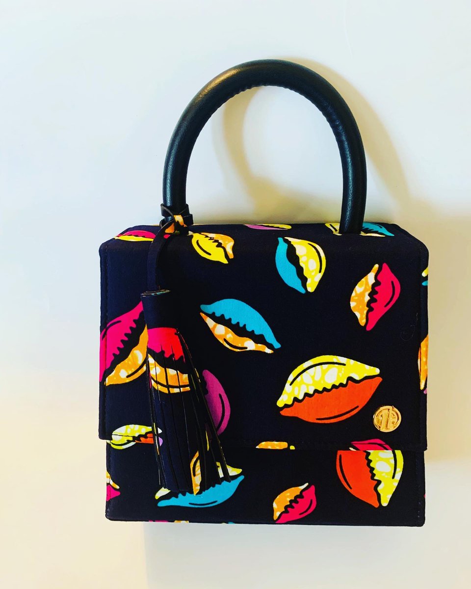 TribalAddiction's tweet photo. @aproko_doctor We make lovely pieces out of ankara. Pls check us out on Instagram @TribalAddiction https://t.co/lfqZIVeV4x