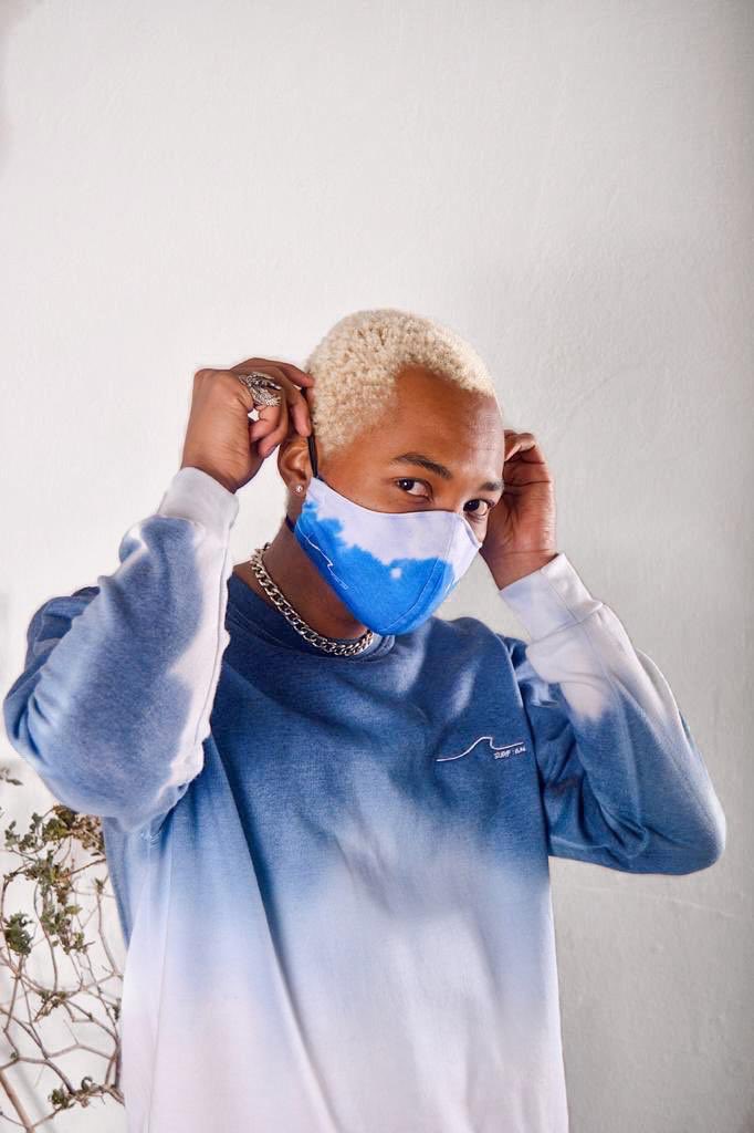_washax's tweet photo. ‘As Above, So Below’
SURF : AM merch (for the deluxe edition of my EP) in collaboration with @The_Uniqueiconz now available.
-
Sweater : R400 (including shipping) + complimentary face-mask
Sizes : S,M,L & XL
For more info.
Email : info@xenlaii.com
#surfam #merch #SouthAfrica https://t.co/C1y9CcP2Wd