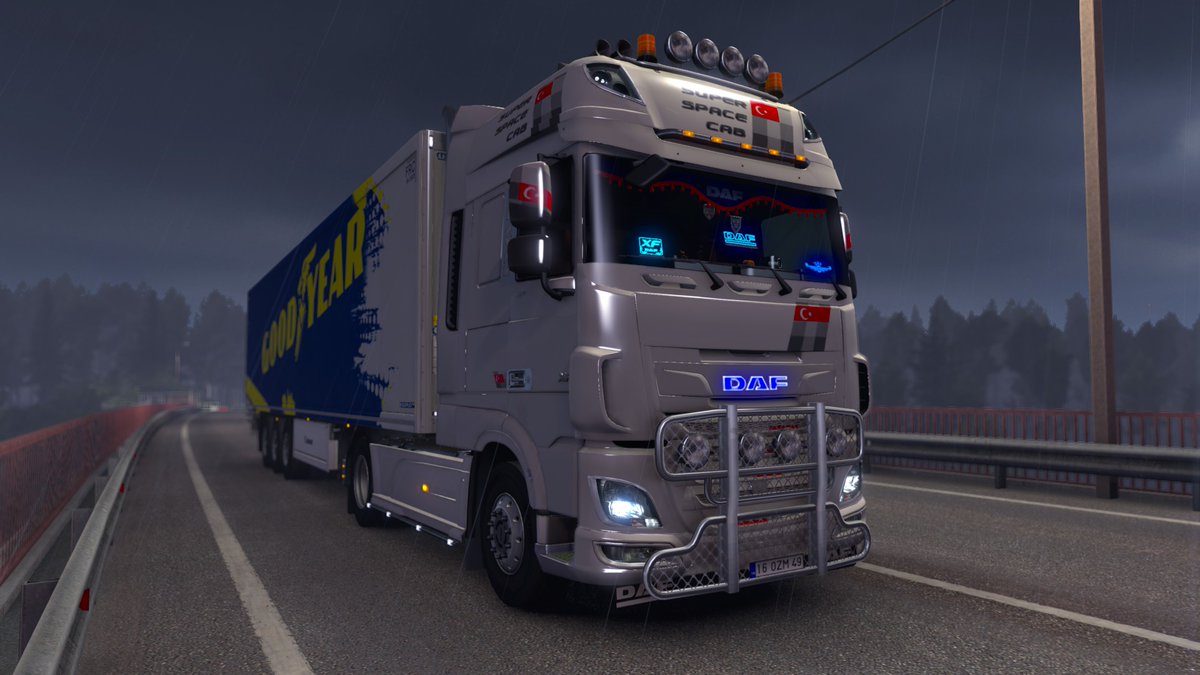 mamili1649's tweet image. dark night #DAFUnityEdition 
#ETS2 @DAFTrucksNV @SCSsoftware