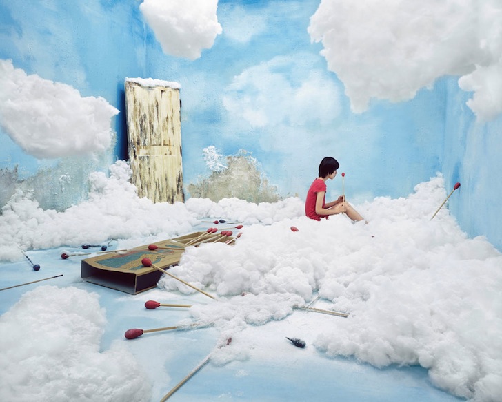 womensart1's tweet photo. South Korean artist Jee Young Lee transforms her small studio into dreamscapes, based on dreams, memories and Korean folk tales #womensart https://t.co/M0QQld3h0C