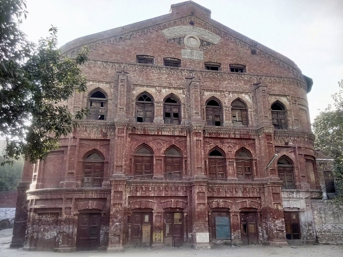 Equally sacred to Hindus, Muslims & Sikhs this was the epicenter of political & cultural activitiesFrom the 1905 peasant movement of Lyallpur 'Pagri Sanbhal Jatta" to Bhagat Singh and his National College to Indian independence Bradlaugh hall buzzed with echoes of Revolution