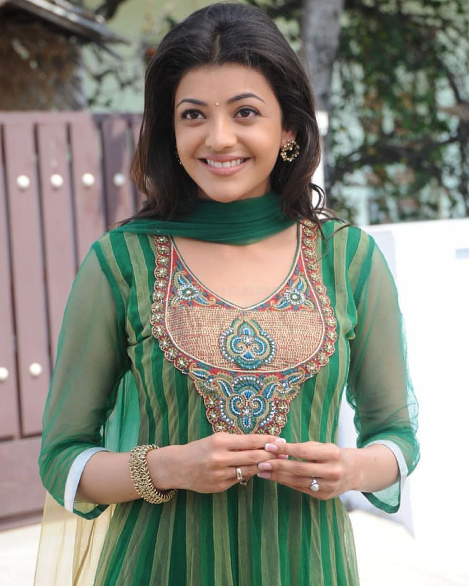 GayatriKajalian's tweet photo. Babe In Green ๐
@MsKajalAggarwal ๐
.
.
#KajalAggarwal #slayingingreen #greenthread #gayatrikajalfan #kajalfangirl https://t.co/DlKbEx361y