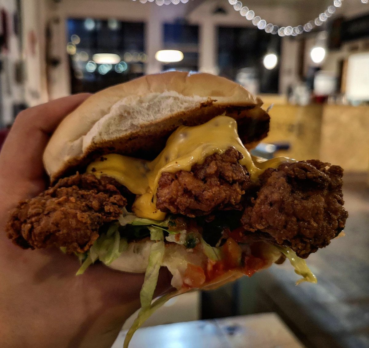 FRIDAYS ARE FOR CHICKEN...AND VEGAN CHKN TOO 🐔