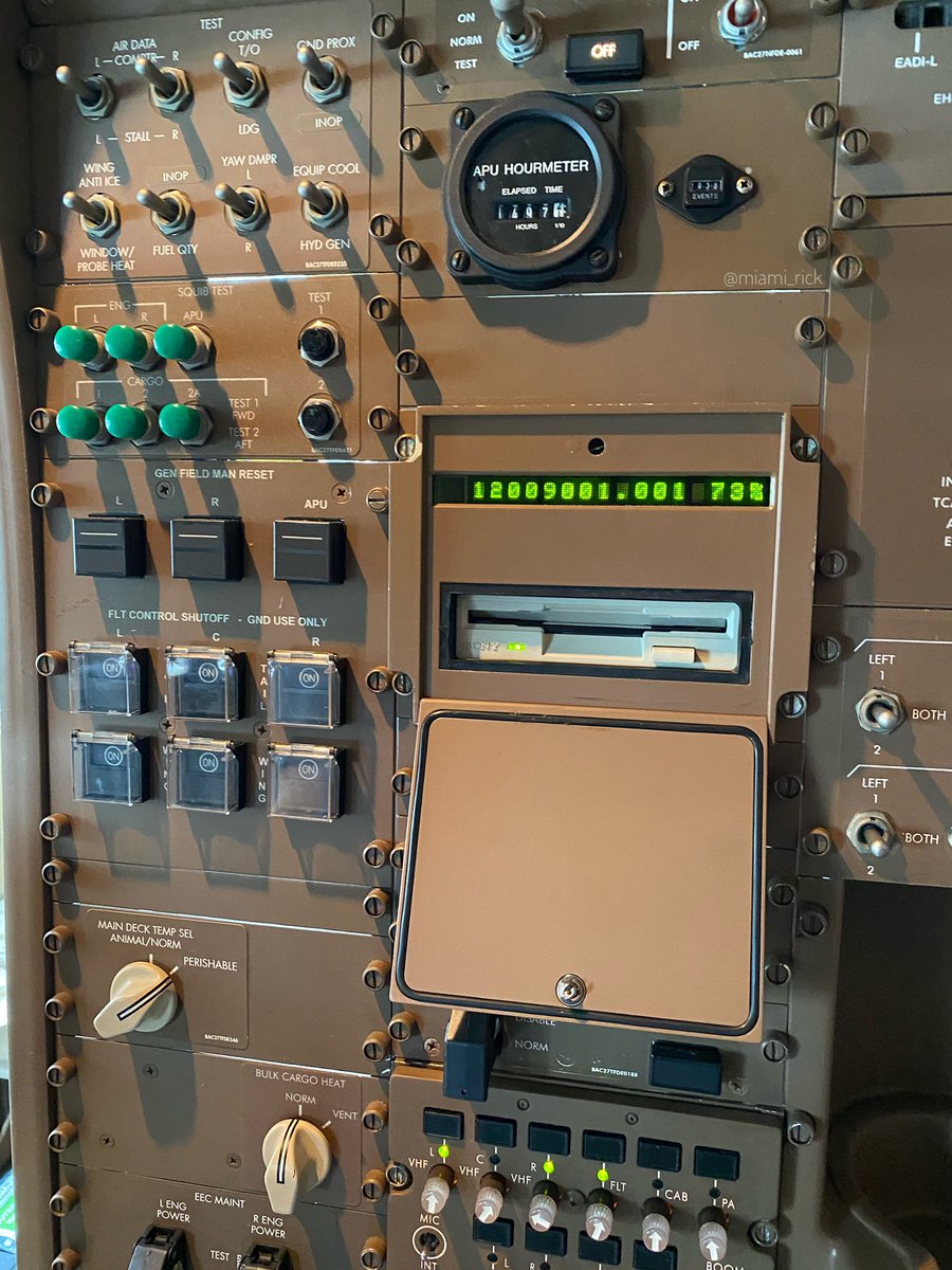 Maintenance is doing our database update using floppy disks and drives. A simple yet effective mode of data transfer. #B767 #Aviation #avgeek #avgeeks