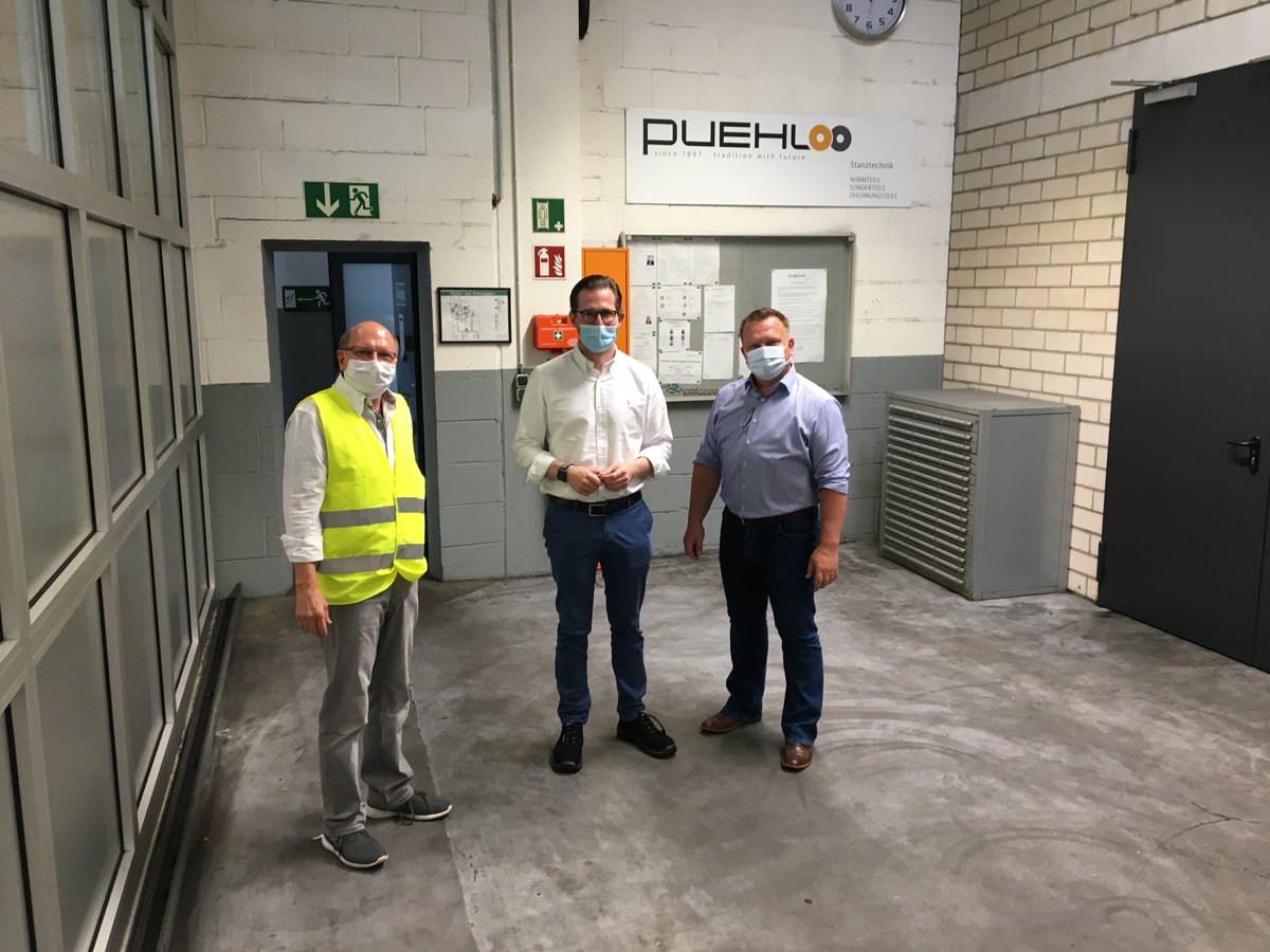 digitalinnrw's tweet photo. Es geht weiter: Am 13.08. fand ein Gestaltungsworkshop #digitalinnrw bei der Pühl GmbH und Co. KG aus Plettenberg statt. Unternehmensplanung und #Digitalisierung von Geschäftsprozessen mit #ERP. Danke an unsere Experten von @ERP_LOGISTICS am @FraunhoferIML. @MittelstandDigi https://t.co/CWoewtDbCY