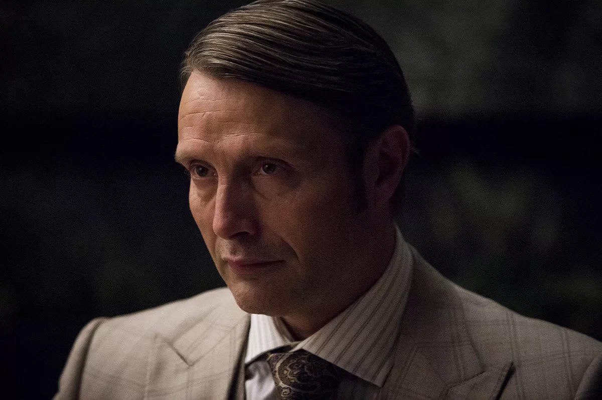 Актер играющий ганнибала. Макс микельлсен ганибал. Макс микельлсен ганибал актёр. Актер играющий ганнибала. Актер играющий ганнибала.