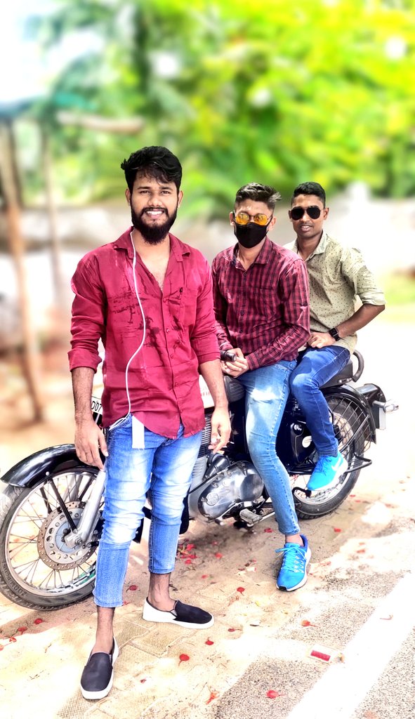 SmartMohanx's tweet photo. π₯π₯π₯π₯π₯π₯
. Follow me ππ
#smart_mohanx
.
#beard #menwithbeards #beardstyle #beardman #hotbeard #fitnessmodel #handsome #hotlook #pakka_hyd #beardlover #smartmohanx #hotmodel #beardsofinstagram #bollywoodhot #Mohanx #beardgang #pakka_hyd #vijaydevarakonda #sigitimohanrao https://t.co/j2tzAZzR1k