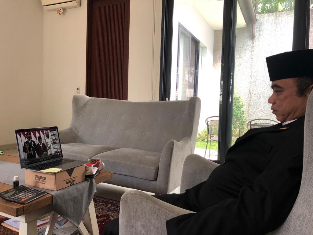budimuni98's tweet photo. Menghadiri dan mendengarkan PIDATO Presiden mengenai RAPBN 2021 secara virtual https://t.co/G8wo9qmFEJ