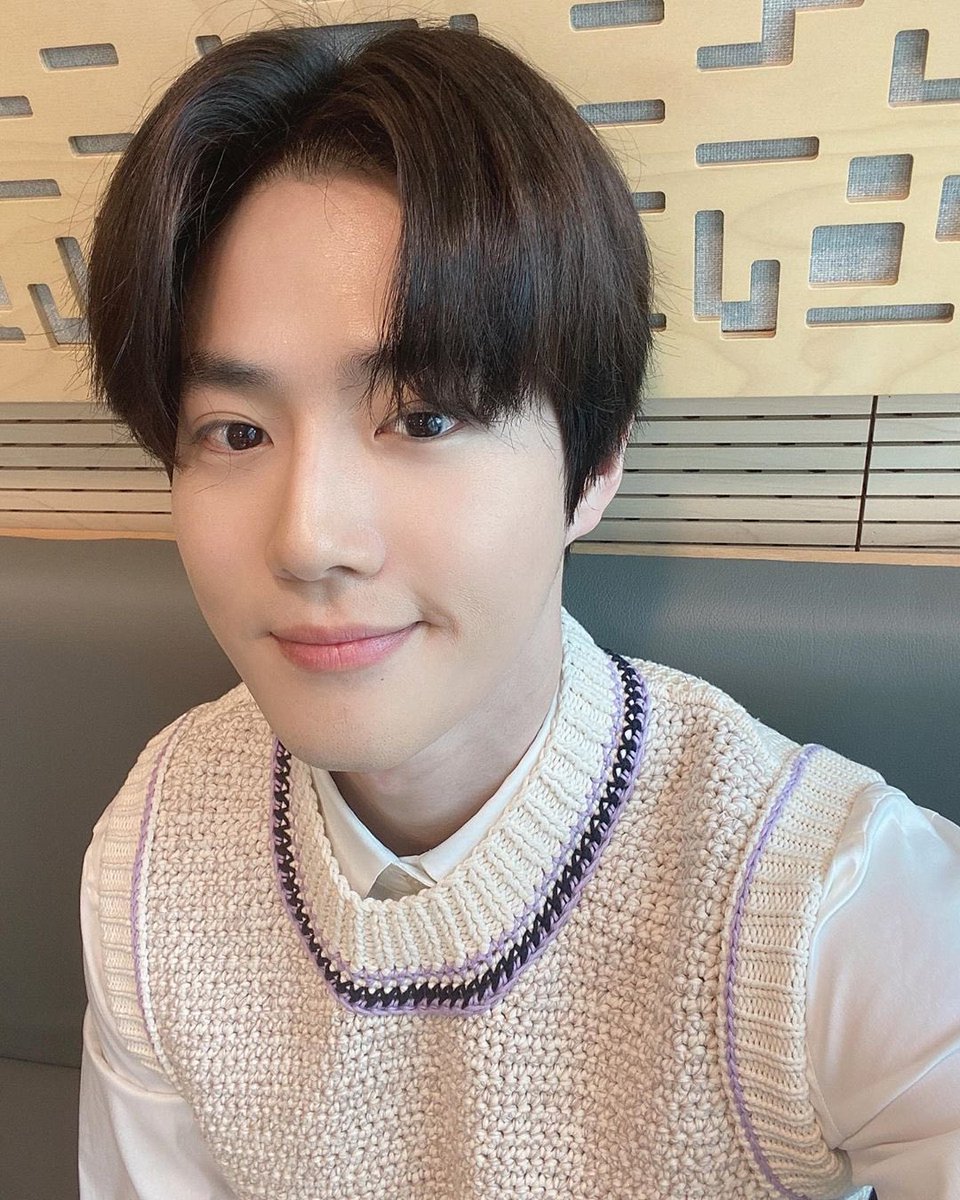 200401SUHO on Choi Hwa Jung's Power FM"If there's a forever, it would be EXO and EXO-L. It's fate that we are able to meet in this wide universe. No matter what I'll be here" [ENG SUBS] cotton blanket subs
