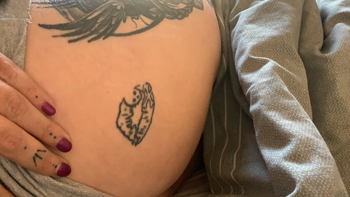 msbutch's tweet photo. @OneDayOnlycoza I got this little booty tat because I thought saying stuff like “if you don’t like it you can kiss my ass” was cool. Turns out its not that cool 
#NoRagrets https://t.co/aSkv6Azs8Y
