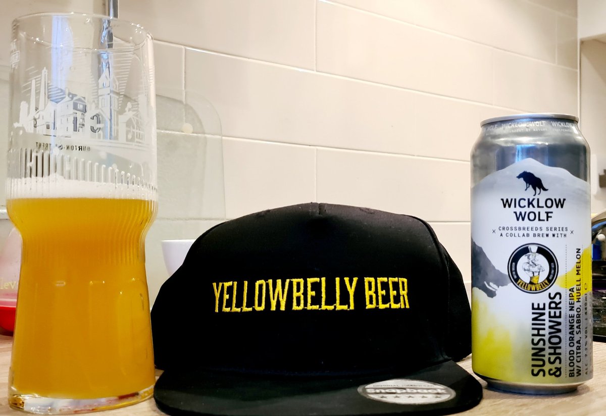 Jay_Coughlan7's tweet photo. @mothermacspub @WWolfBrewery @YellowBellyBeer It's unreal👌🏼🎩🍻🐺 https://t.co/urfqoNTc8Y