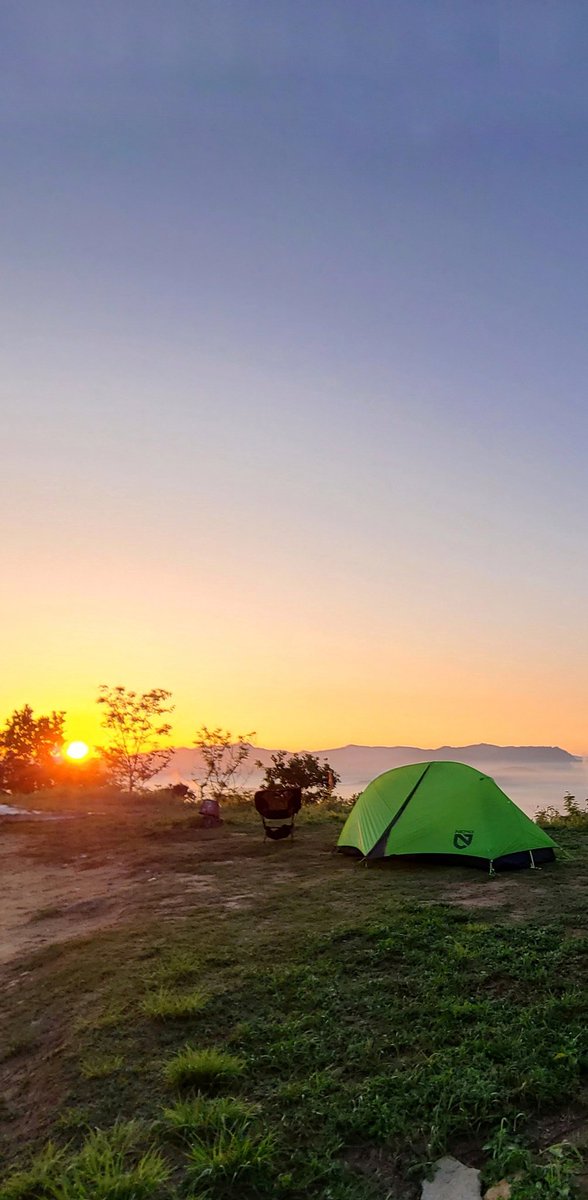 100dj2's tweet photo. #backpacking #sunrise https://t.co/tziDl5Umj4