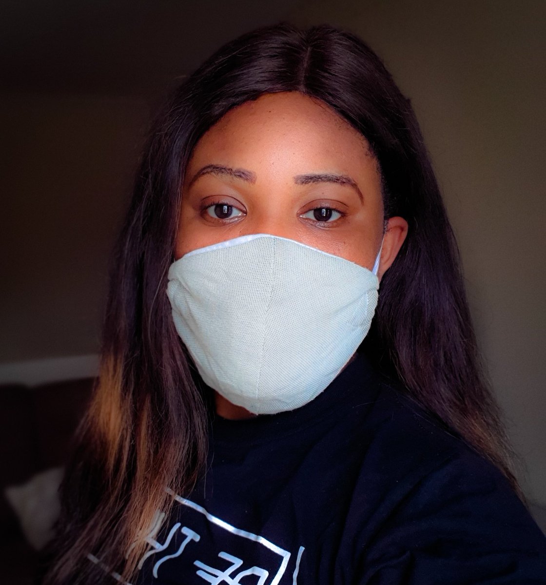 Hey friends wearing a  mask helps prevent spread of #COVID19 this is one of the ways we can flatten the curve. @ILESANMIESTHER9 @eniolaprice @esse_fayv share your mask photos and encourage others to do same. @ONECampaign @ONEChampions
#youthambassadors #oneactivists #YouthDay2020