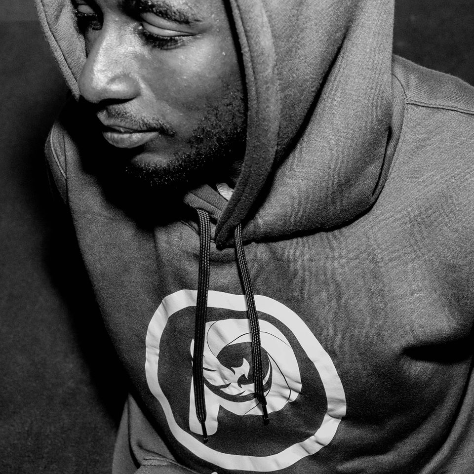 phoenixapparel8's tweet photo. Hoodies now available. Various colors available. Get yours 💥

To Shop Call, Text or WhatsApp 0777333010

#PhoenixApparel #hoodie #hoodies #facemask #staysafe #clothes #fashion #streetwear #fashionstyle #streetstyle #design #bhfyp #trending #FeelGoodFriday #FridayMotivation https://t.co/WIhpnlMCKj