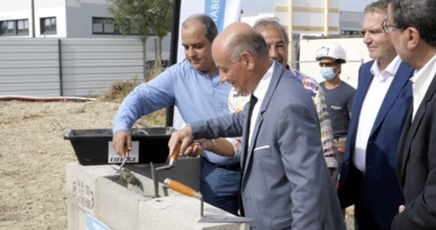 ecom_news's tweet image. #CastelnauleLez : La résidence Theano @FDI_Groupe comprendra 88 #logements, dont 28 dans le cadre d’un établissement spécialisé qui accueillera des personnes en situation de handicap psychique stabilisé. Reportage bit.ly/3fWmfCL  @DGuerin_FDI @FLafforgue @CastelnauleLez