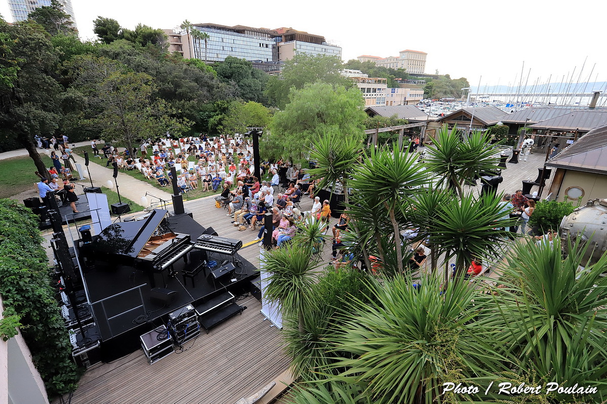 #jazz #ThalieTestotFerry #Fip #FJD5C #Marseille #CasaDelauze 13/08/2020 Festival de Jazz des cinq Continents avec Alice Martinez Trio et Macha Gharibian #MachaGharibian