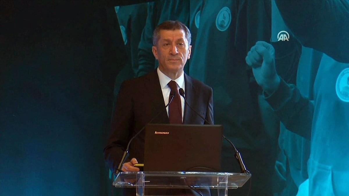 Psikolojik Danışma ve Rehberlik Yönetmeliğinin yayımlanma sürecinde bizlere destek olan, Milli Eğitim Bakanımız ve meslektaşımız Sayın Ziya SELÇUK’a teşekkür ederiz. 

#PDRPsikolojikDanışmandır
<a href="/ziyaselcuk/">Ziya Selçuk</a>