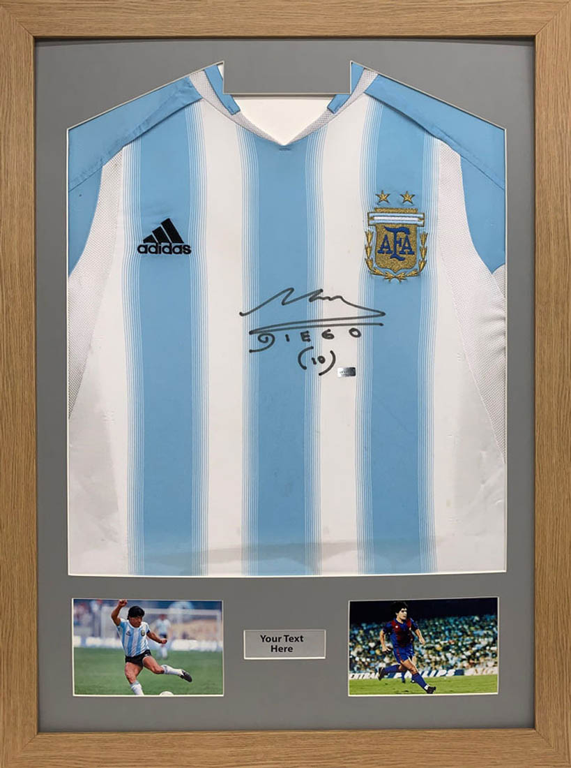 KwikPictureFram's tweet photo. BBC Sport - Champions League: RB Leipzig beat Atletico Madrid to reach semi-finals https://t.co/ph7PPneNL8 

Football Shirt Framing, Cricket shirt, Rugby Shirt | Size 30” x 22”
£49.99
https://t.co/NmhyfC5ZFm https://t.co/hqcTZKNH5p