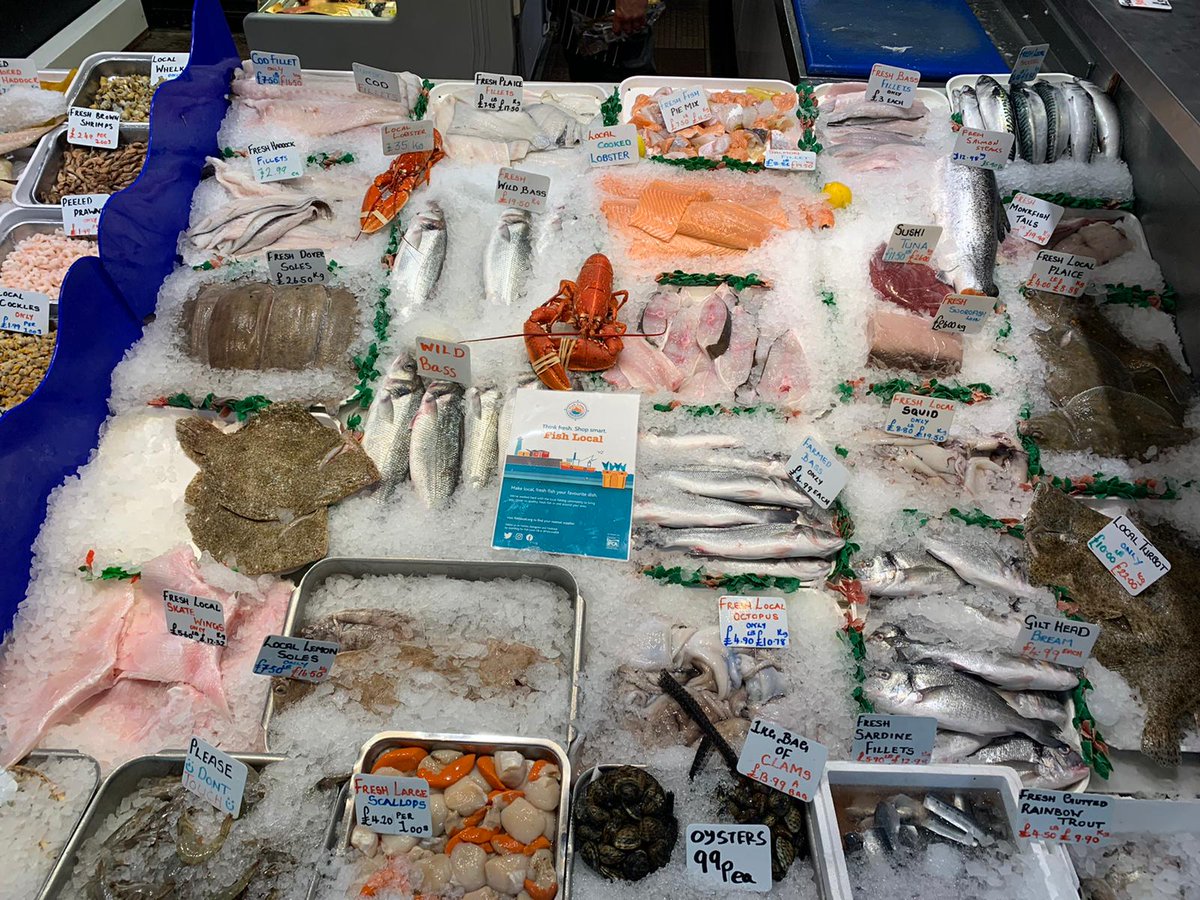 #fishmongerfriday This week we have <a href="/JenkinsAndSon/">Jenkins and Son Fish and Game</a> fishmongers in Deal, Kent. This mornings display has great selection of fresh and local fish.
The fishmongers here are happy to help and advise you. Fish Feast for the weekend! #fishfriday #thinkfresh #shopsmart #fishlocaGB