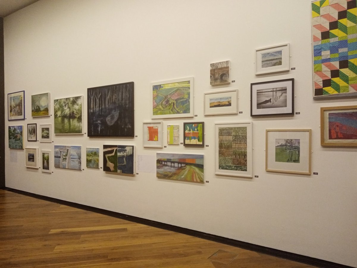 col_art_society's tweet photo. Image from Borders at @firstsite

A joint exhibition with @col_art_society and @ipsartsocuk

#ColchesterArtSociety #CreativeColchester #ipswichartsociety #firstsite #firstsitecolchester #firstsitegallery #Borders https://t.co/lJe4kkUBXN
