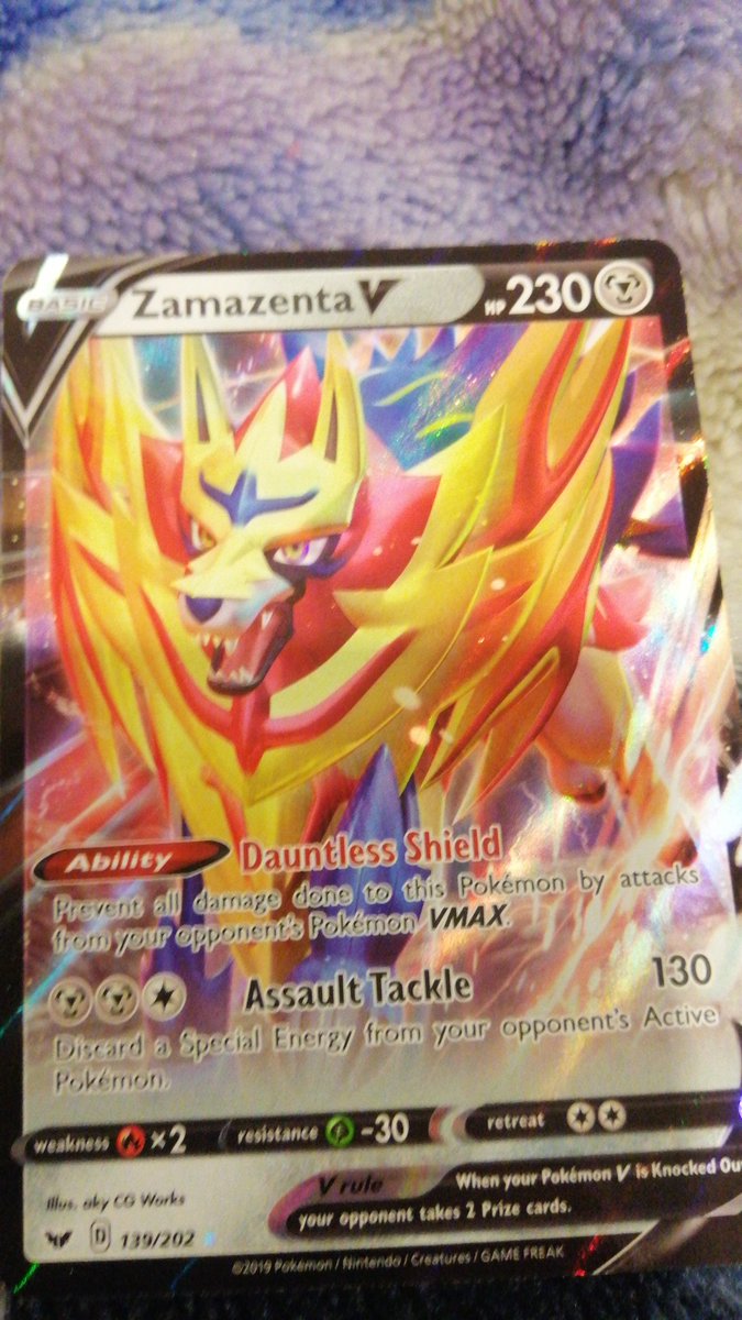 A Zamazenta V! Need to grab my card sleeves to protect this puppy!