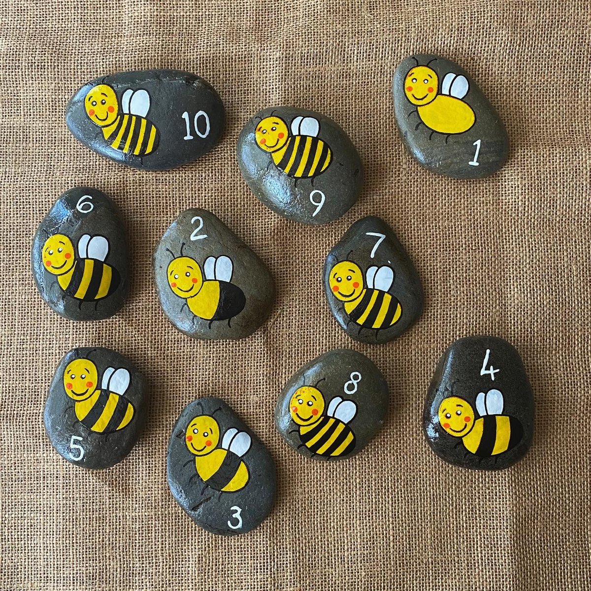 nonballard's tweet photo. New week new art project 😌 found some beaut acrylic paints at B&amp;M and went to collect stones down by the river. These will help our nursery children learn to count spots and stripes, recognise their numbers and numicon shapes #eyfstagteam #EYFS #teachercraft https://t.co/dFYGfo0EZF