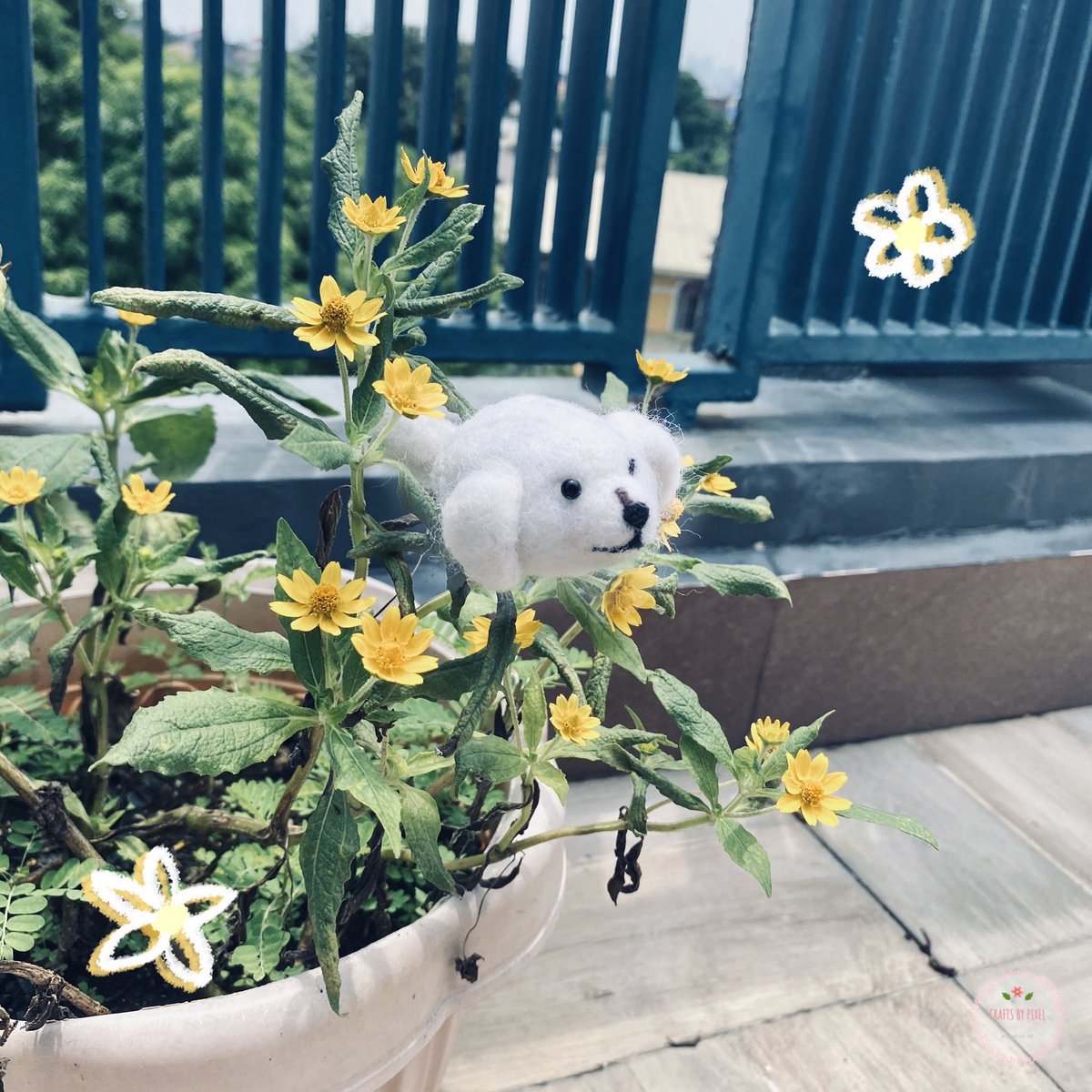 CraftsByPixel's tweet photo. Bork! 🐶

His name is Charlie and he has only 1 eye (´；ω；`) So cute huhuhu

Commissioned this very good boi for Denise Blanco! ♡ 

#needlefelt #needlefelting #needlefelted https://t.co/8warHna0Mr