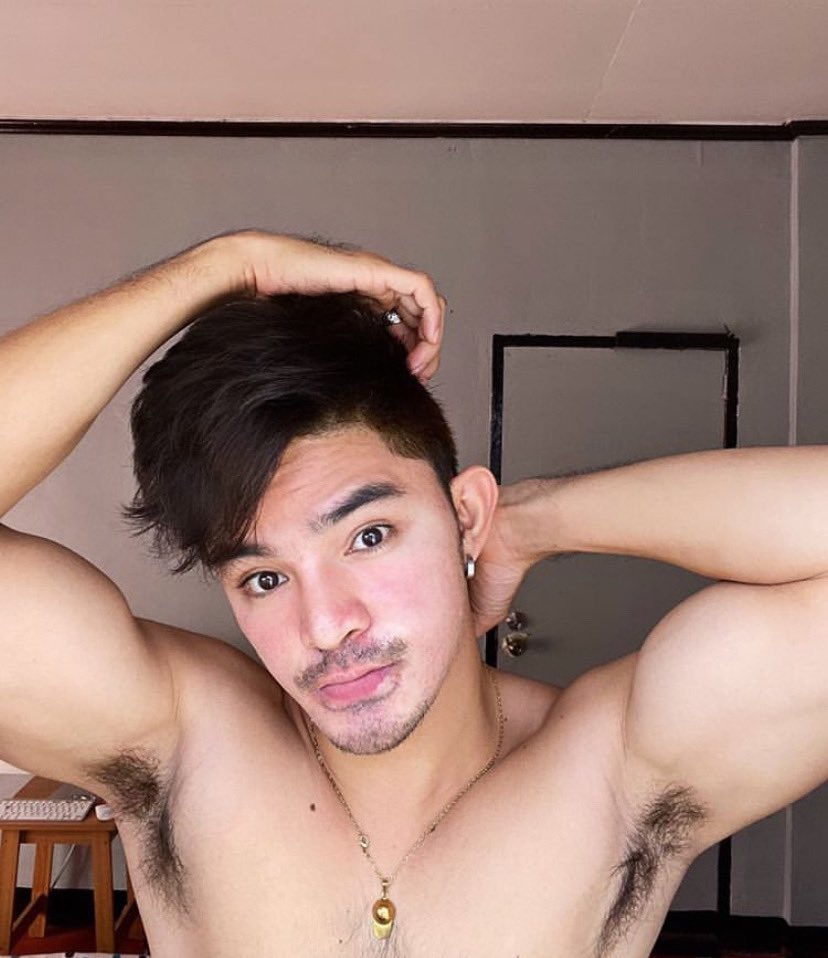 NPSandiego's tweet photo. Fetish mo ba kilikili? Yes or No! Haha https://t.co/F3snzV1Zkf