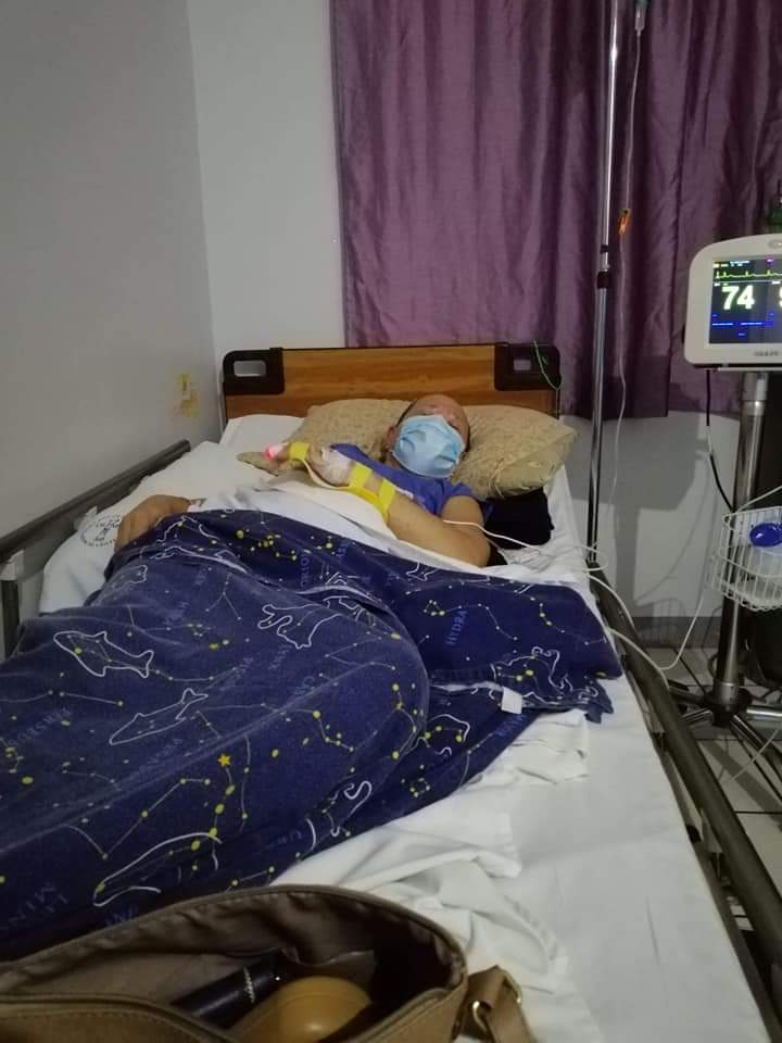 Kimchiufacts's tweet photo. Hi Everyone! Our friend’s father, Mr. Salvador Rodriguez Jr. will be undergoing an MRI and a possible brain surgery.

Last August 5, a cyst was detected on the left side of his brain. The cyst is now too big and medications or therapy can no longer cure it. https://t.co/e93P1oab8u