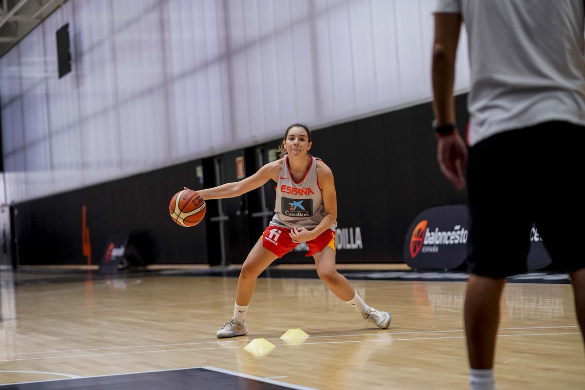Gracias <a href="/BaloncestoESP/">Baloncesto España</a> y gracias a todos los que formais el cuerpo técnico por hacer posible la concentración de la #U16F esta semana en <a href="/LAlqueriaVBC/">L'Alqueria del VBC</a>  Todo un ejemplo de compromiso y responsabilidad con la formación y el deporte!
<a href="/cbalmeria/">CB Almería</a>