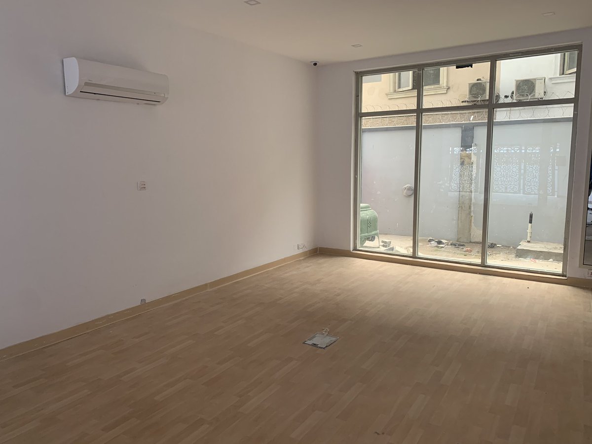 DinnActiveHQ's tweet photo. 🏢 New site: We love it when property developers provide big spaces for the fitness facility #DinnActive #GymEquipment https://t.co/azQ84a07Yf