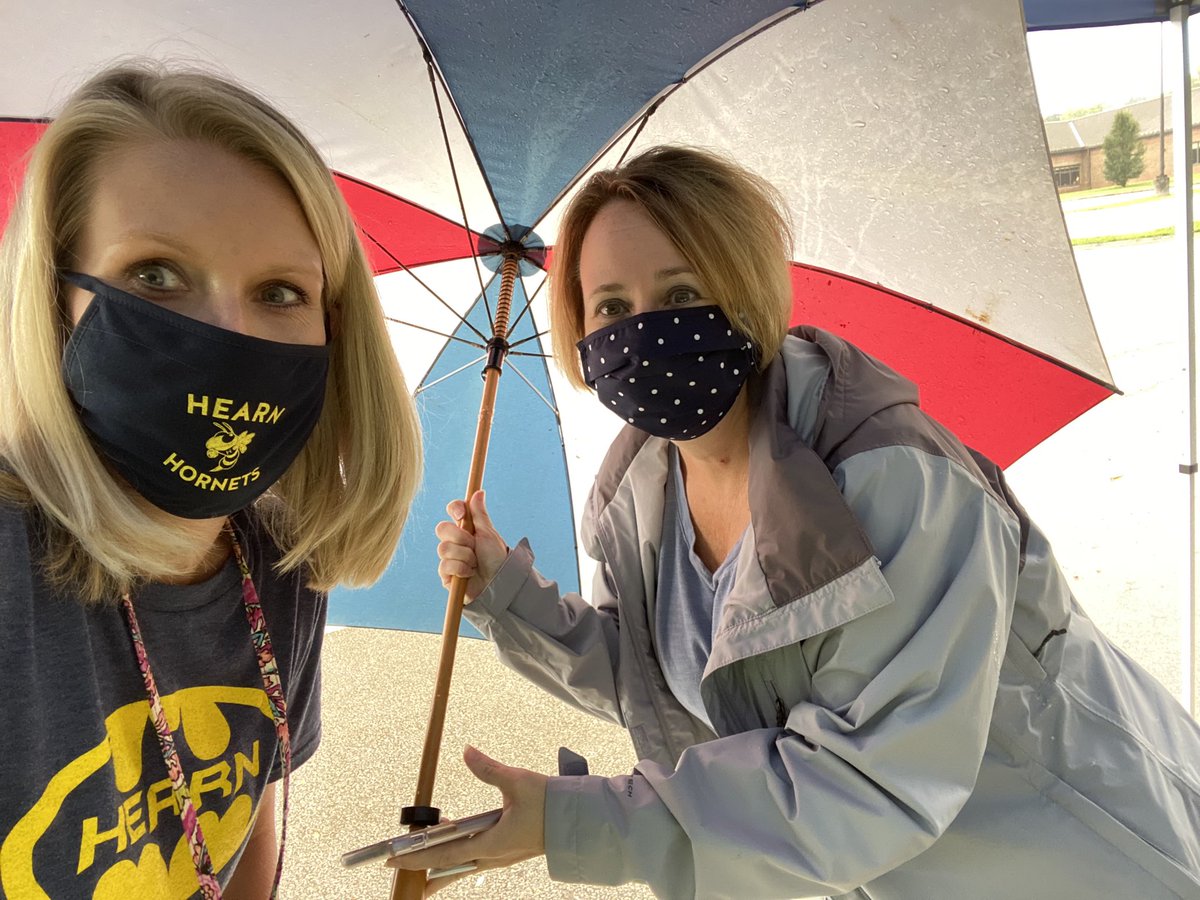 Taking one for the team! #tempbeforeyouenter #sugartothelemonade #FCSLemonade #OneteamFCS