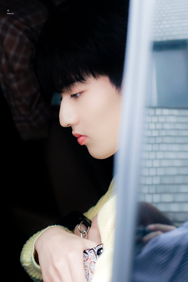 ˚✧⁎ 200814 ┊ ♡
         © flutterby_hrt

#HARUTO #하루토 #트레져 #TREASURE