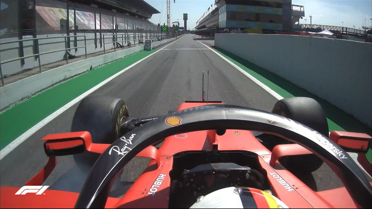 Corporate needs you to find the difference between these two pictures π
Seb and Charles find the limits coming into the pit lane
#SpanishGP πͺπΈ #F1 https://t.co/4pOkgKhZ60