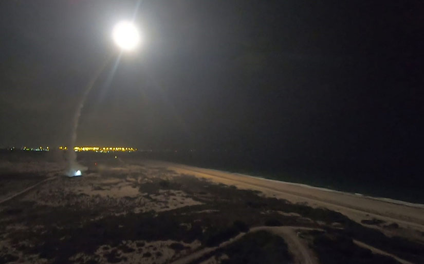 defpostmedia's tweet photo. #Israel Missile Defense Organization, U.S. Missile Defense Agency conducts flight test of Arrow 2 Weapon System. #Arrow2 @IAFsite @ILAerospaceIAI @Israel_MOD
https://t.co/6aG5ZcMivE https://t.co/If8ZMoLXFz
