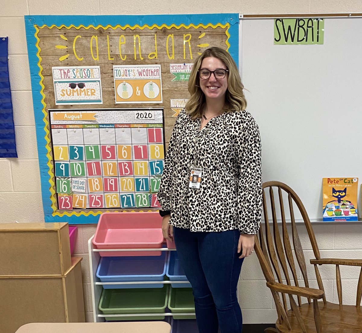 Let’s introduce today Miss Gretchen Strube!!! This is her fourth year teaching Kindergarten at Brown’s Chapel. She loves all things technology, pineapples, and teaching Kindergarten! Also, the Chicago Cubs are her favorite baseball team! <a href="/goostreek/">kellye goostree</a> @BCEStrubeK
