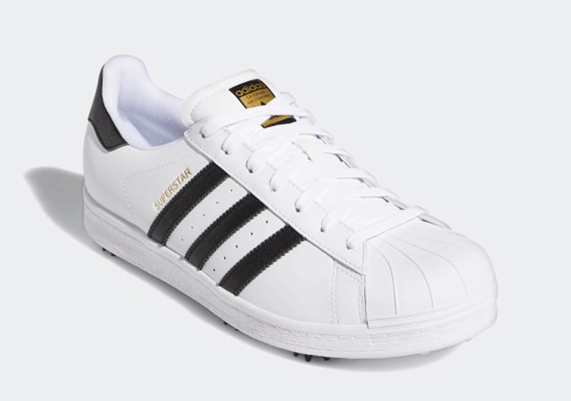 SPORTvision1's tweet photo. adidas Superstar Golf 
📆 August 17 💲$130
🔑https://t.co/d6JtWV2ePB https://t.co/olt3YZnHwG
