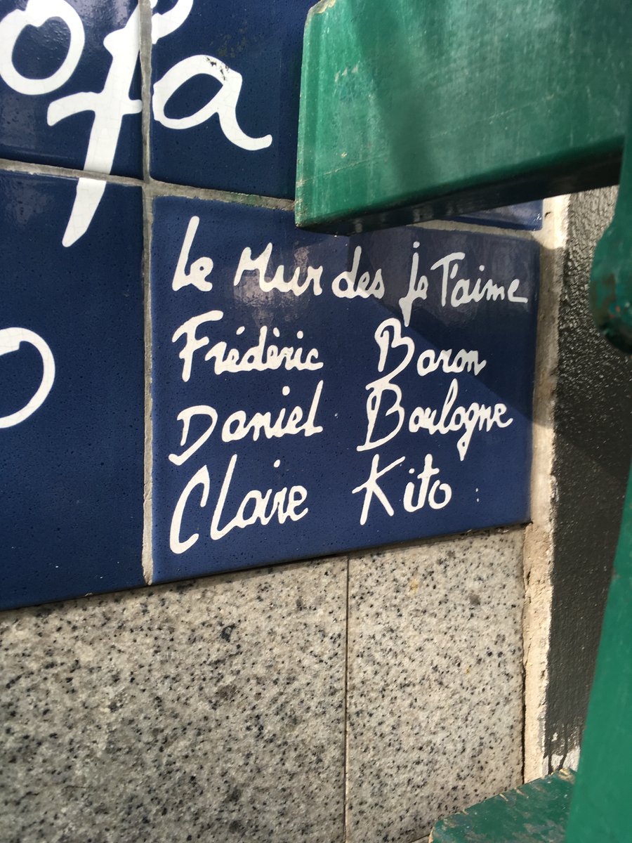 Aimer c’est du désordre... Alors aimons ! #paris #photooftheday #picoftheday #parisianstyle #parisjetaime #montmartre #love #instagood #instagram #french #france #murdesjetaime #frenchlife #summer #summertime

instagram.com/luca.funaro/ 📸🌙
