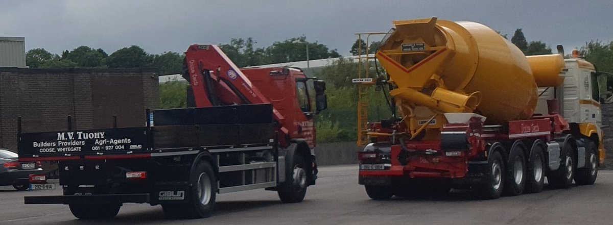 ValueTech7's tweet image. Recent completion of truck mounted systems include Liebherr mixer &amp;amp; Value Tech Tele-Belt on Volvo FMX 450 10 x 4 &amp;amp; HMF builders merchant crane on Volvo FE 4 x 2 for customers in counties Cork, and Clare,