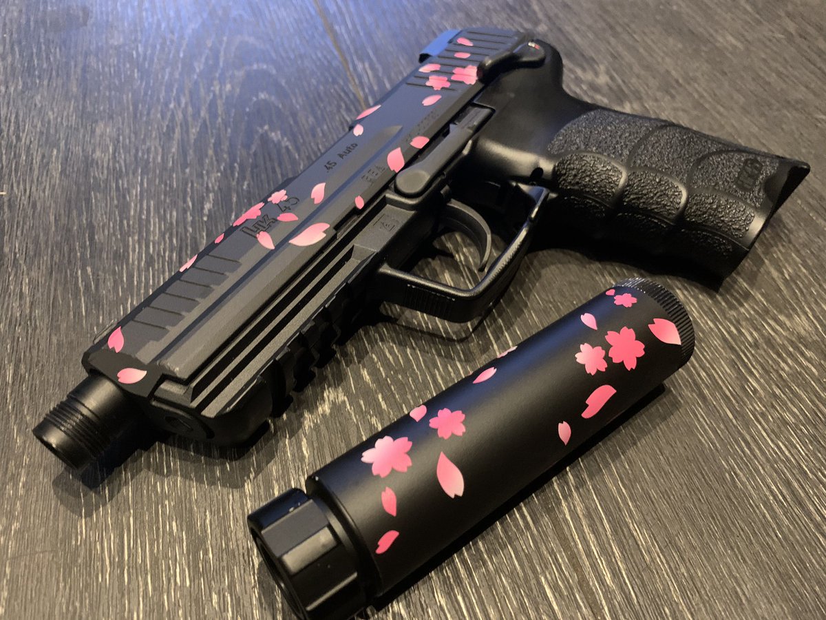 東京マルイHK45タクティカルを塗装しました！桜の花吹雪を