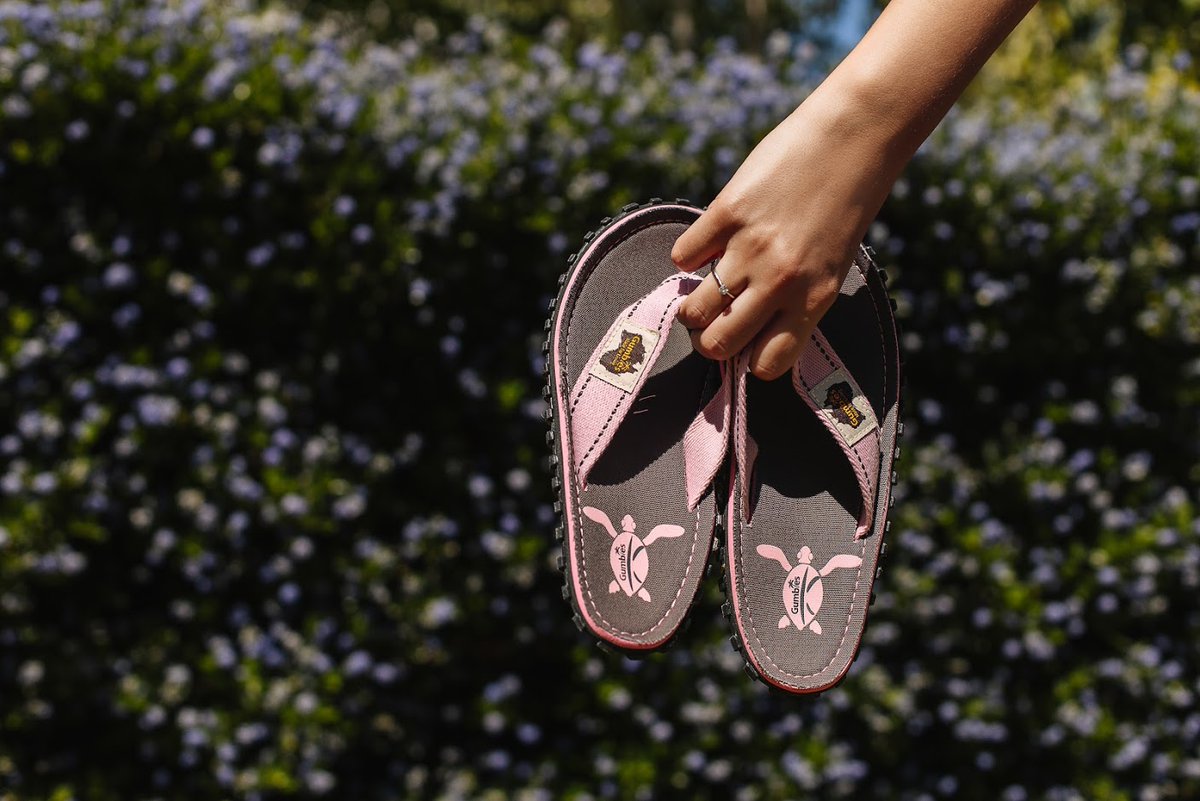 GumbiesUK's tweet photo. It's #FlipFlopFriday! π
To celebrate, we're giving you the chance to win a pair of 'Grey Turtle' Islander Flip-Flops as part of our #StyleOfTheWeek offer!
To enter, please visit: https://t.co/UPappB6yxP
We will randomly select a winner at 12pm GMT 21/08/2020. https://t.co/FnnemjLyDY