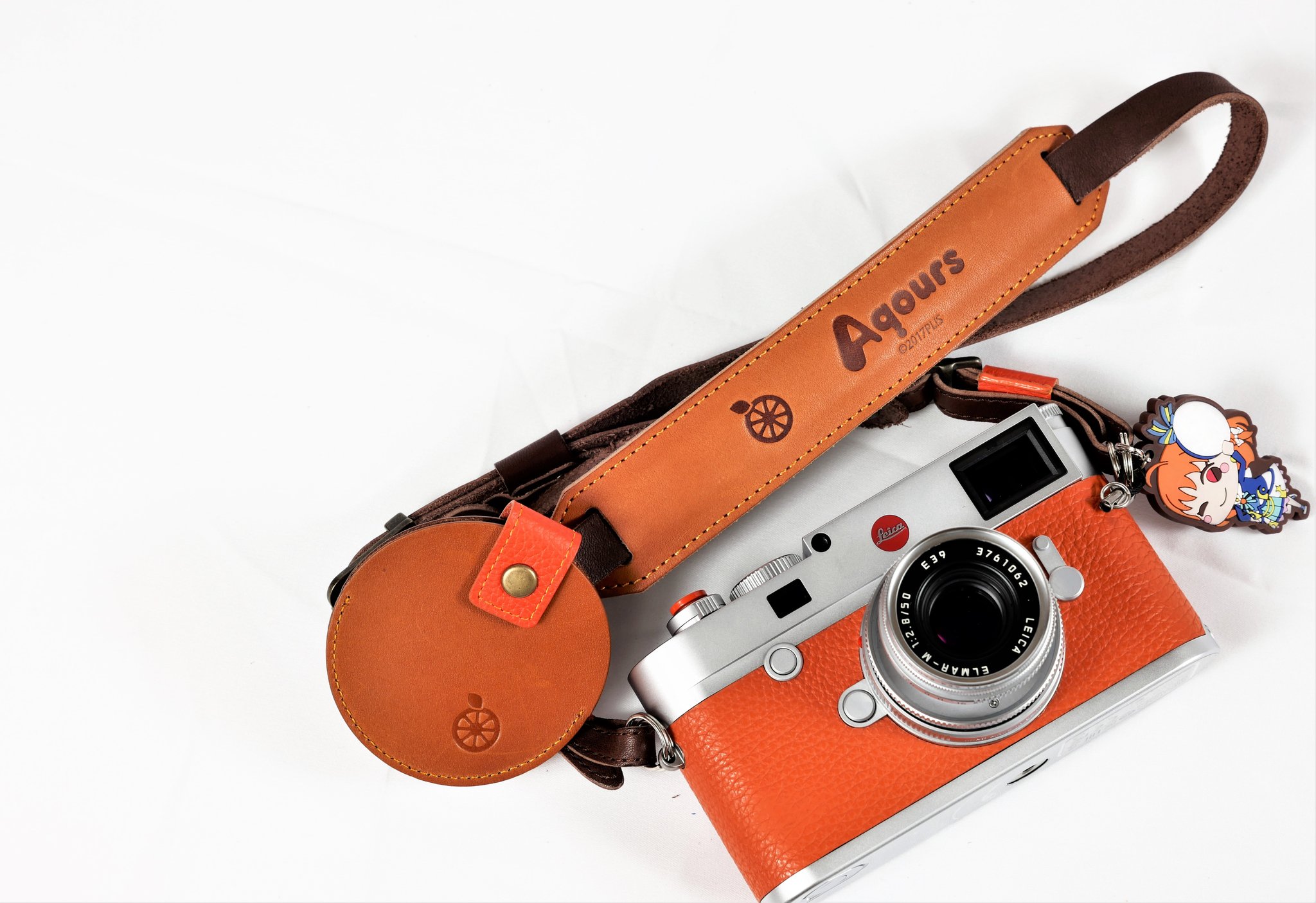 美品！ライカSL2 ボディ「ライカアラカルト カスタムレザー」色（オクタン） Leica ライカ Q2 アクアティック カウハイドレザー アラカルト
