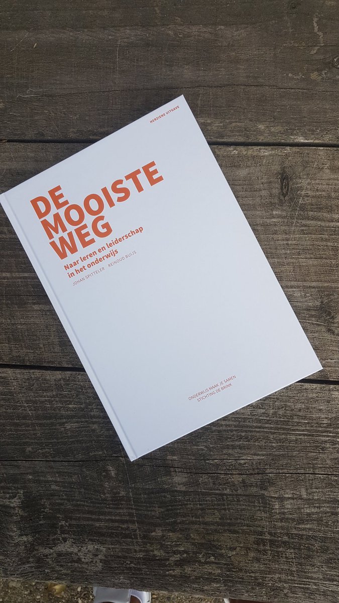 In 2011 publiceerde Johan en ik, De Mooiste Weg. Een richtinggevend handboekje voor #schoolleiders. Inmiddels is de vijfde herziene uitgave een feit. Afgestemd met de praktijk en aangepast aan wat #leiderschap in #school in deze tijd vraagt. We zijn benieuwd naar reacties.
