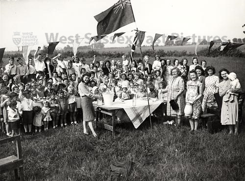 West Sussex Libraries (@wscclibraries) on Twitter photo Tomorrow marks the 75th anniversary of VJ Day, and in commemoration we join these women & children at a party near #BognorRegis in 1945, celebrating the end of #WW2 in Japan.
Discover more about VJ Day & how to get involved at home 👇arena.westsussex.gov.uk/web/arena/curr… <a href="/PoppyLegion/">Royal British Legion</a> #VJDay75 Tomorrow marks the 75th anniversary of VJ Day, and in commemoration we join these women & children at a party near #BognorRegis in 1945, celebrating the end of #WW2 in Japan.
Discover more about VJ Day & how to get involved at home 👇arena.westsussex.gov.uk/web/arena/curr… <a href="/PoppyLegion/">Royal British Legion</a> #VJDay75