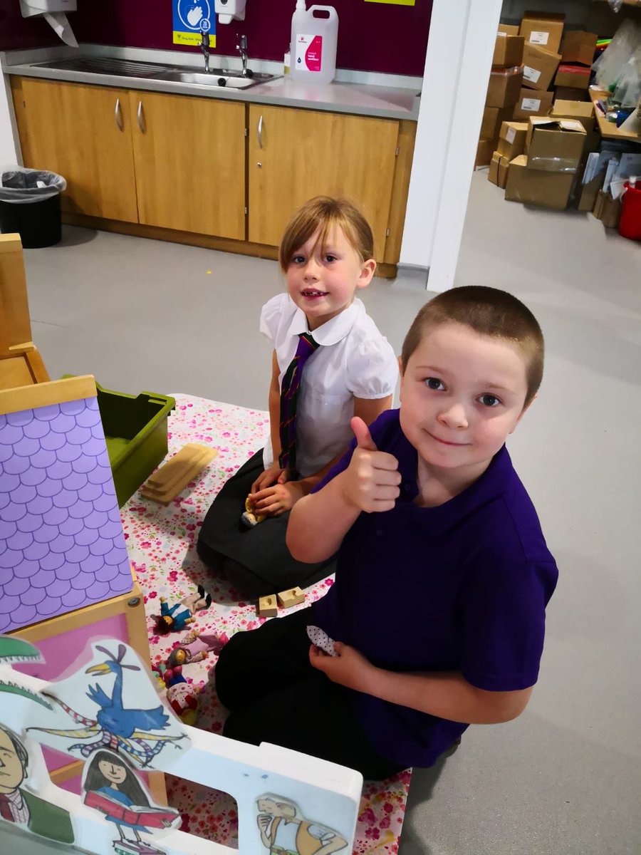 KinrossPrimaryS's tweet photo. P3b have settled really well this week. #wellbeing https://t.co/p8SXiSNsOp