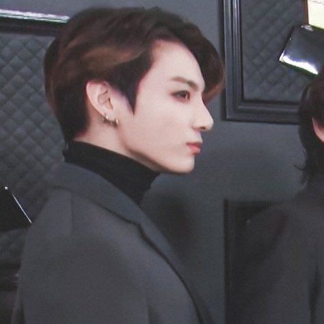 Jungkook's jawline - a  thread