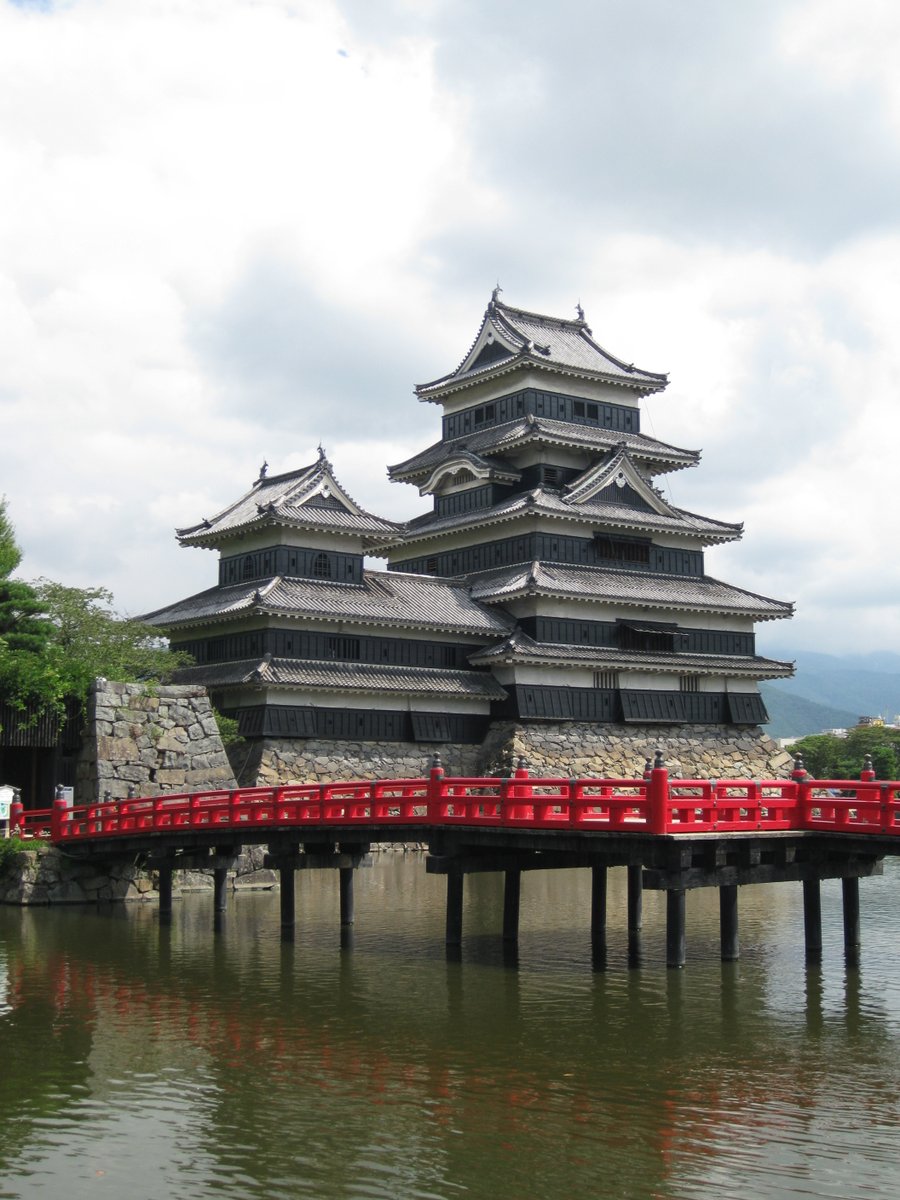 "In November 1959, newspapers across Japan reporteda scandal involving a moon-viewing party held at the newly restored Matsumoto Castle (pic). The mayor hosted about thirty local dignitaries at the keep, 'all attired in the feudal costume of three centuries ago . . ." 6/19